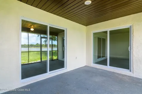 828 Angela Avenue Rockledge FL 32955