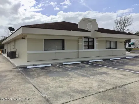 1264 Malabar Road SE Palm Bay FL 32907
