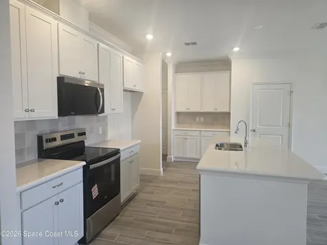 947 Braddock Avenue SE Palm Bay FL 32909