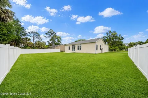1873 Nanton Street NW Palm Bay FL 32907