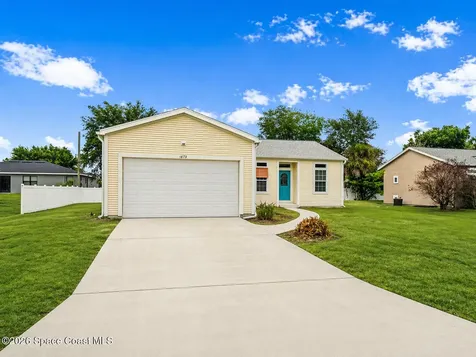 1873 Nanton Street NW Palm Bay FL 32907