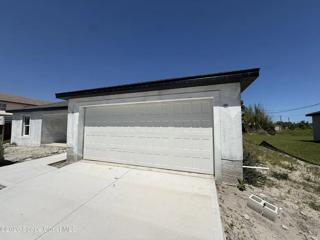 1643 Windsor Avenue SE Palm Bay FL 32909