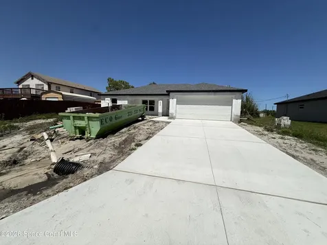 1643 Windsor Avenue SE Palm Bay FL 32909