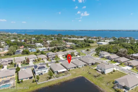 2213 Mccormack Way Melbourne FL 32935
