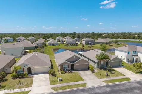 2213 Mccormack Way Melbourne FL 32935