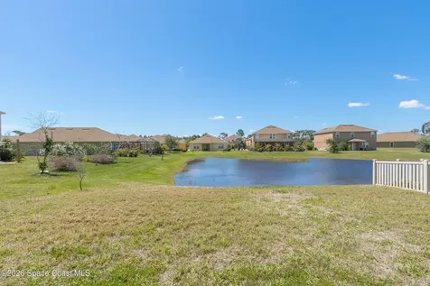 2213 Mccormack Way Melbourne FL 32935
