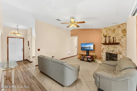 597 Balcom Terrace SE Palm Bay FL 32909
