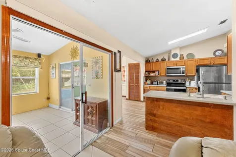 597 Balcom Terrace SE Palm Bay FL 32909