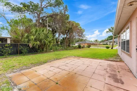 597 Balcom Terrace SE Palm Bay FL 32909