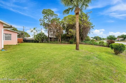 597 Balcom Terrace SE Palm Bay FL 32909