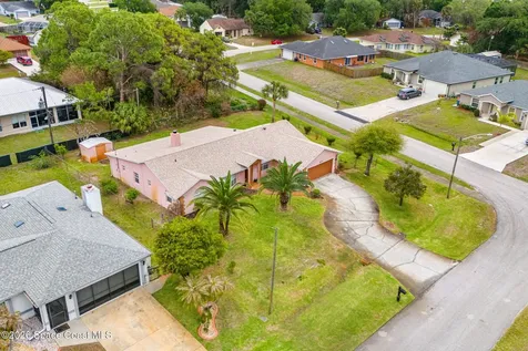 597 Balcom Terrace SE Palm Bay FL 32909