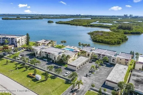 1729 Minutemen Causeway Cocoa Beach FL 32931