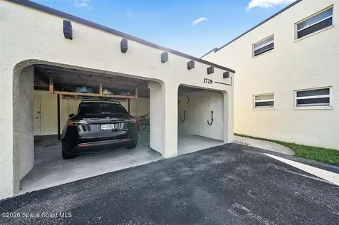 1729 Minutemen Causeway Cocoa Beach FL 32931