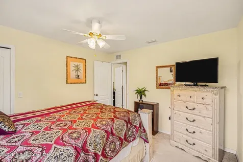 835 Rebus Avenue SW Palm Bay FL 32908