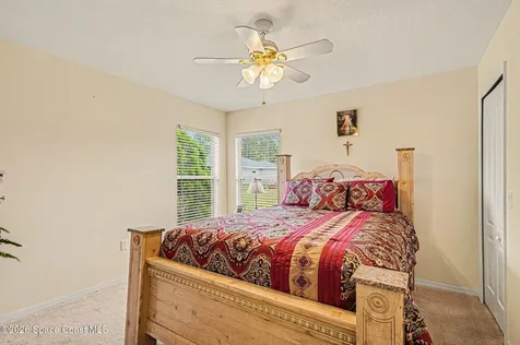 835 Rebus Avenue SW Palm Bay FL 32908