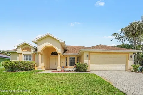 835 Rebus Avenue SW Palm Bay FL 32908