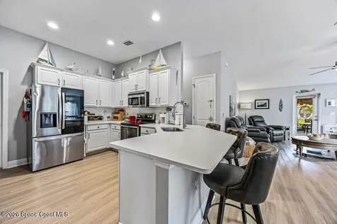 209 Briarcliff Circle Sebastian FL 32958