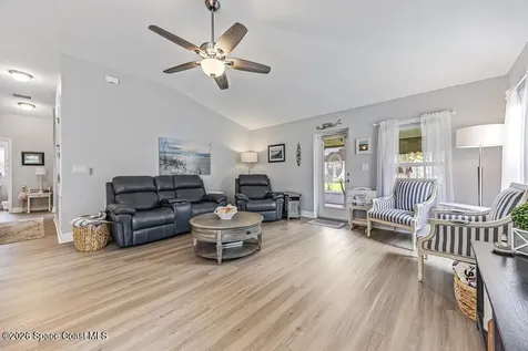209 Briarcliff Circle Sebastian FL 32958