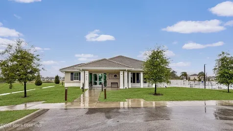 4345 Lago Circle Vero Beach FL 32967