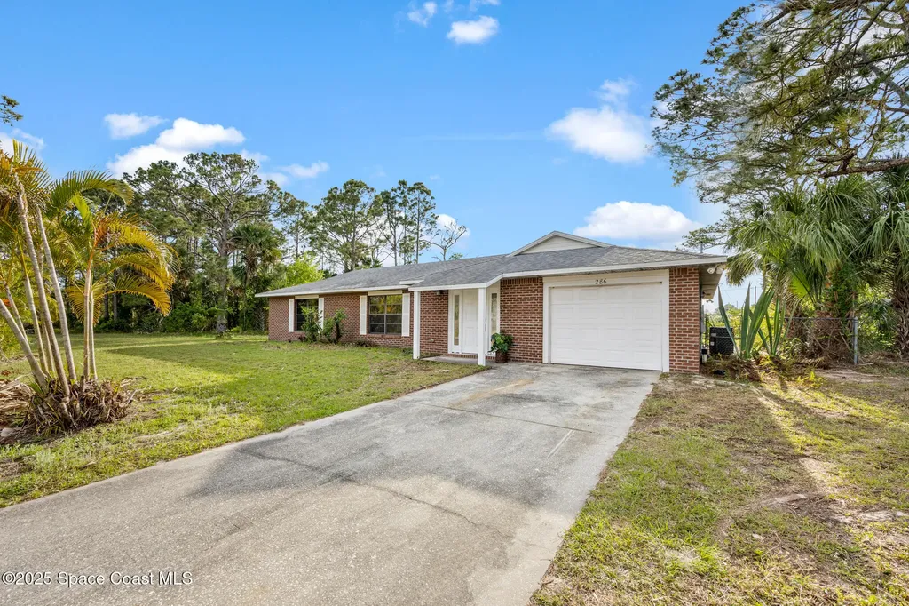 286 Alegriano Road NW Palm Bay FL 32907