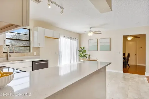 286 Alegriano Road NW Palm Bay FL 32907