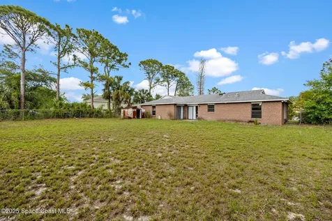 286 Alegriano Road NW Palm Bay FL 32907