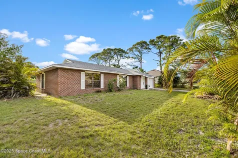 286 Alegriano Road NW Palm Bay FL 32907