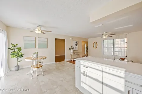 286 Alegriano Road NW Palm Bay FL 32907