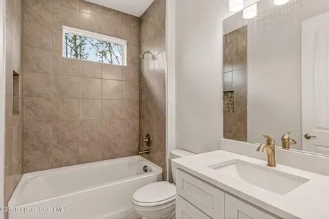 450 Hammond Street SW Palm Bay FL 32908