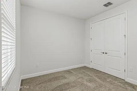 450 Hammond Street SW Palm Bay FL 32908