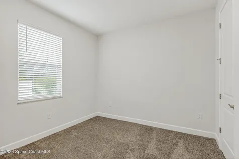 450 Hammond Street SW Palm Bay FL 32908