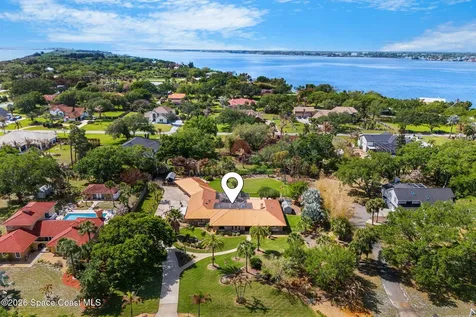 135 Crispin Street Merritt Island FL 32952