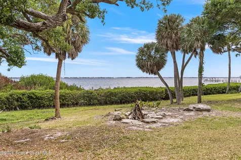 8690 S Tropical Trail Merritt Island FL 32952