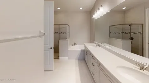 8273 Loren Cove Drive Melbourne FL 32940
