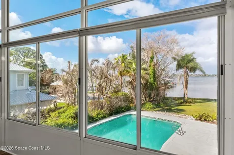 975 Oak Street Merritt Island FL 32953