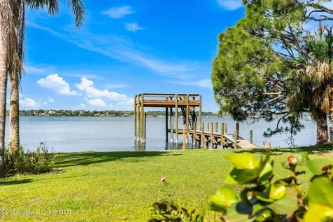975 Oak Street Merritt Island FL 32953