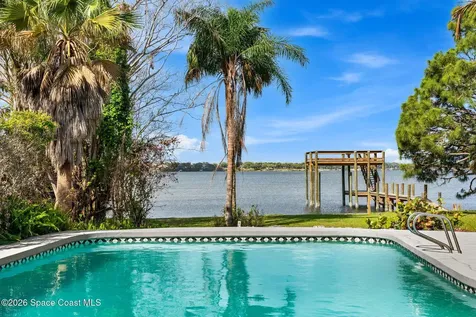 975 Oak Street Merritt Island FL 32953