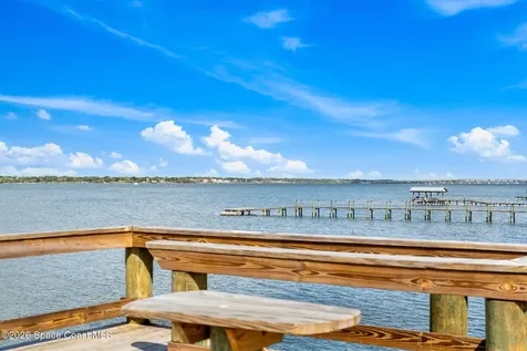 975 Oak Street Merritt Island FL 32953