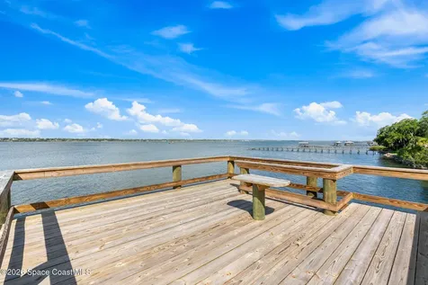 975 Oak Street Merritt Island FL 32953