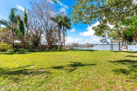 975 Oak Street Merritt Island FL 32953