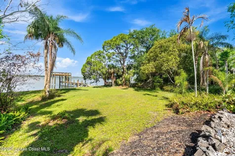 975 Oak Street Merritt Island FL 32953