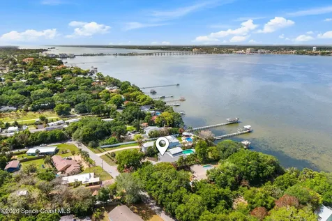 975 Oak Street Merritt Island FL 32953