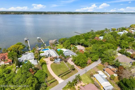 975 Oak Street Merritt Island FL 32953