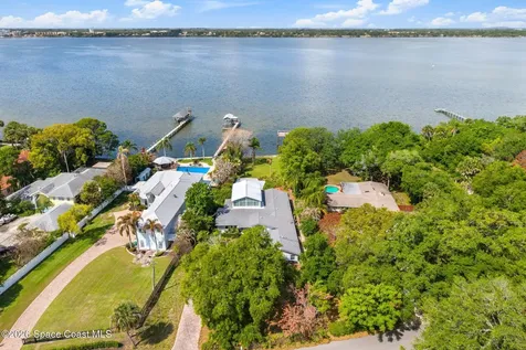 975 Oak Street Merritt Island FL 32953