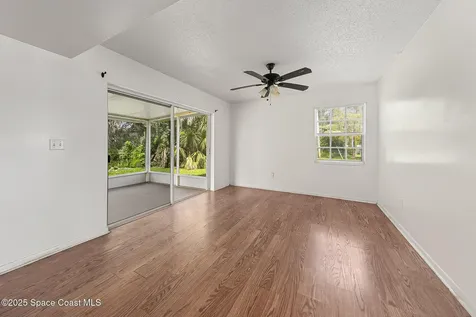 1078 Daytona Drive NE Palm Bay FL 32905