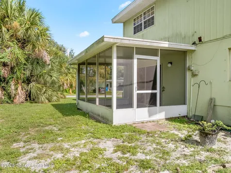 1078 Daytona Drive NE Palm Bay FL 32905