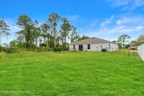 281 Sarah Road SW Palm Bay FL 32908