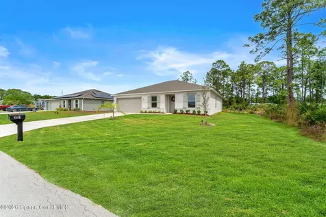 281 Sarah Road SW Palm Bay FL 32908