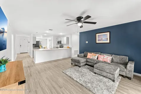 281 Sarah Road SW Palm Bay FL 32908