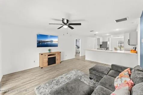 281 Sarah Road SW Palm Bay FL 32908